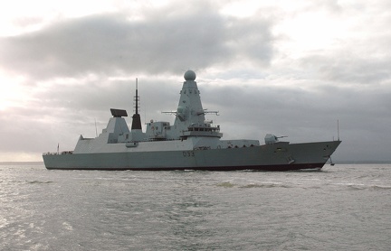 HMS DAUNTLESS 2